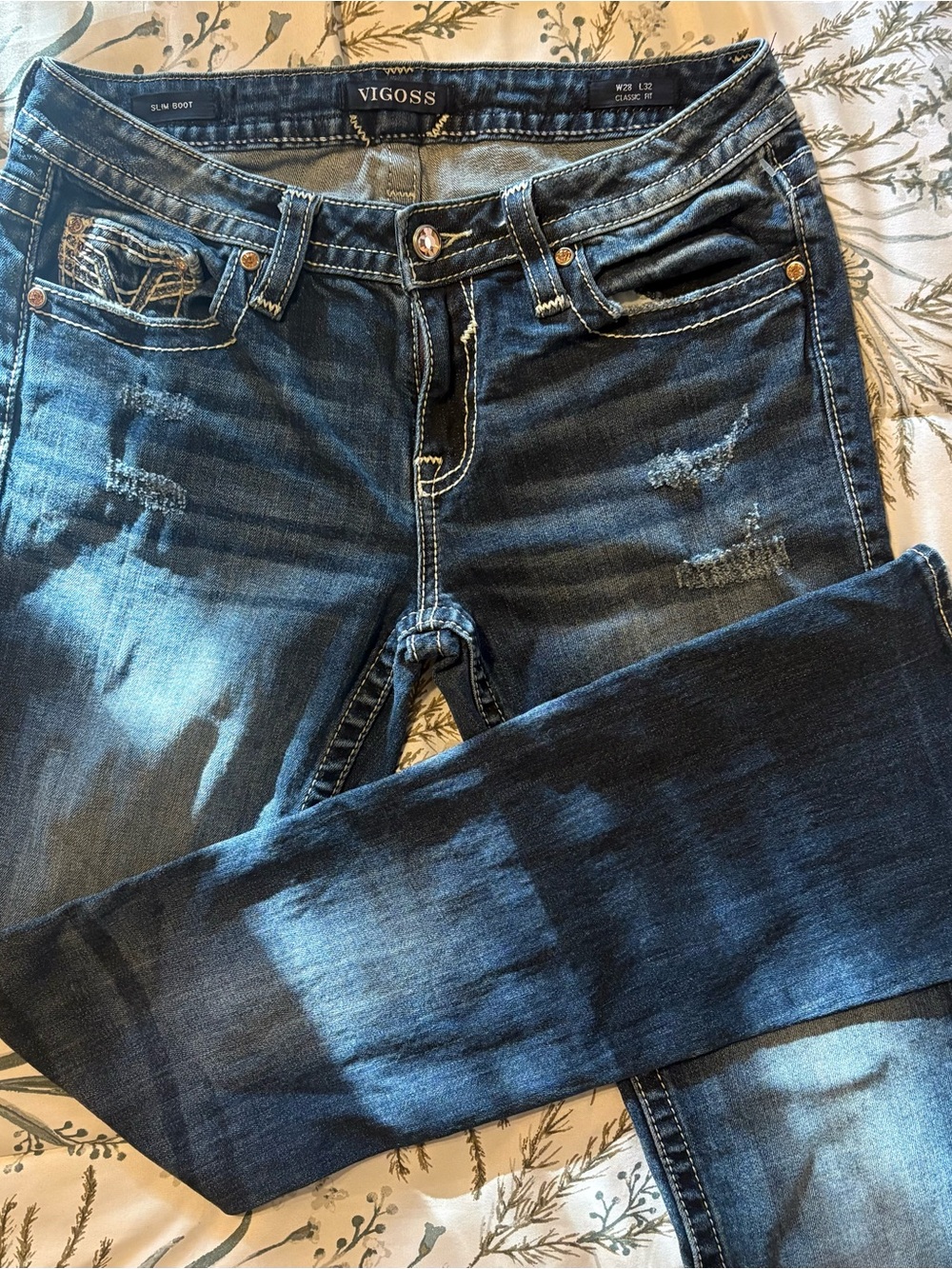 Vigoss Women's Dark Blue Skinny Jeans with Subtle Distressing
